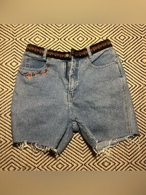 Vintage 1990s denim cutoff jean shorts rose floral embroidery